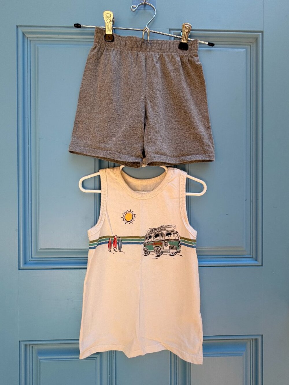 Garanimals 4T Surf Van Tank Top & Gray Shorts 2-Piece Outfit